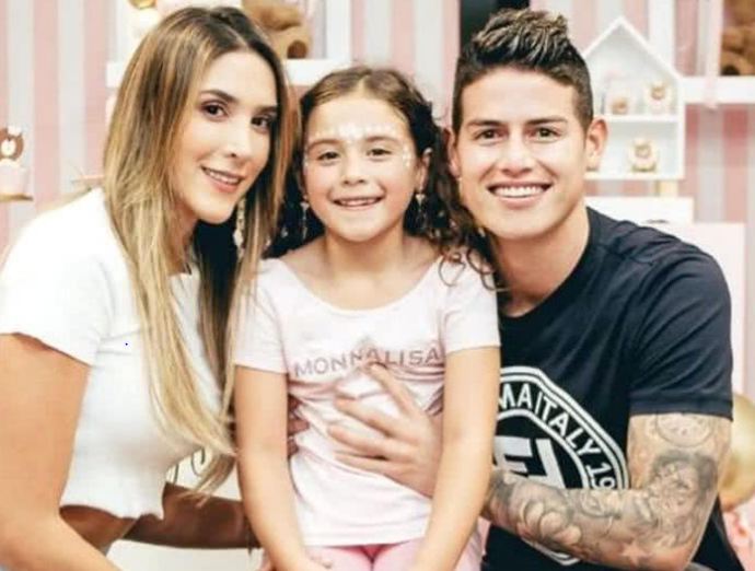 Daniela Ospina with her then-husband James Rodriguez and daughter Salome Rodriguez Ospina